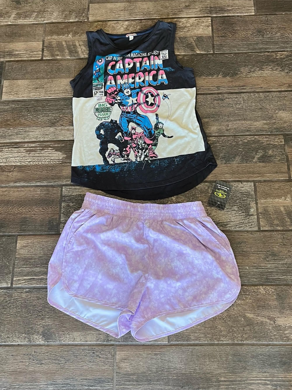 Athletic Works  Shorts w/ liner M & Marvel  Captain America tank top M